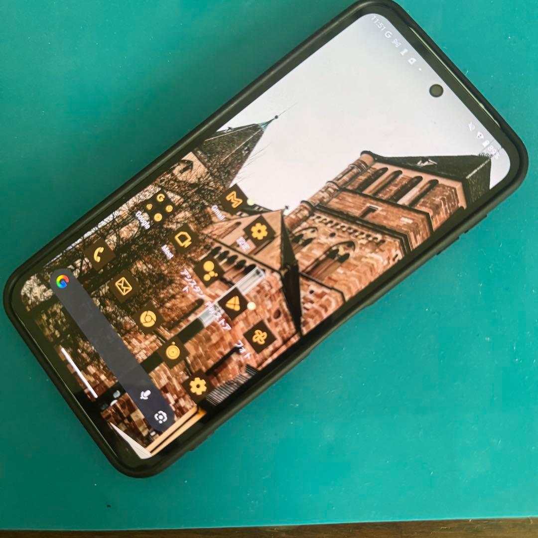 美品　箱付き　AQUOS sense 9 ドコモ