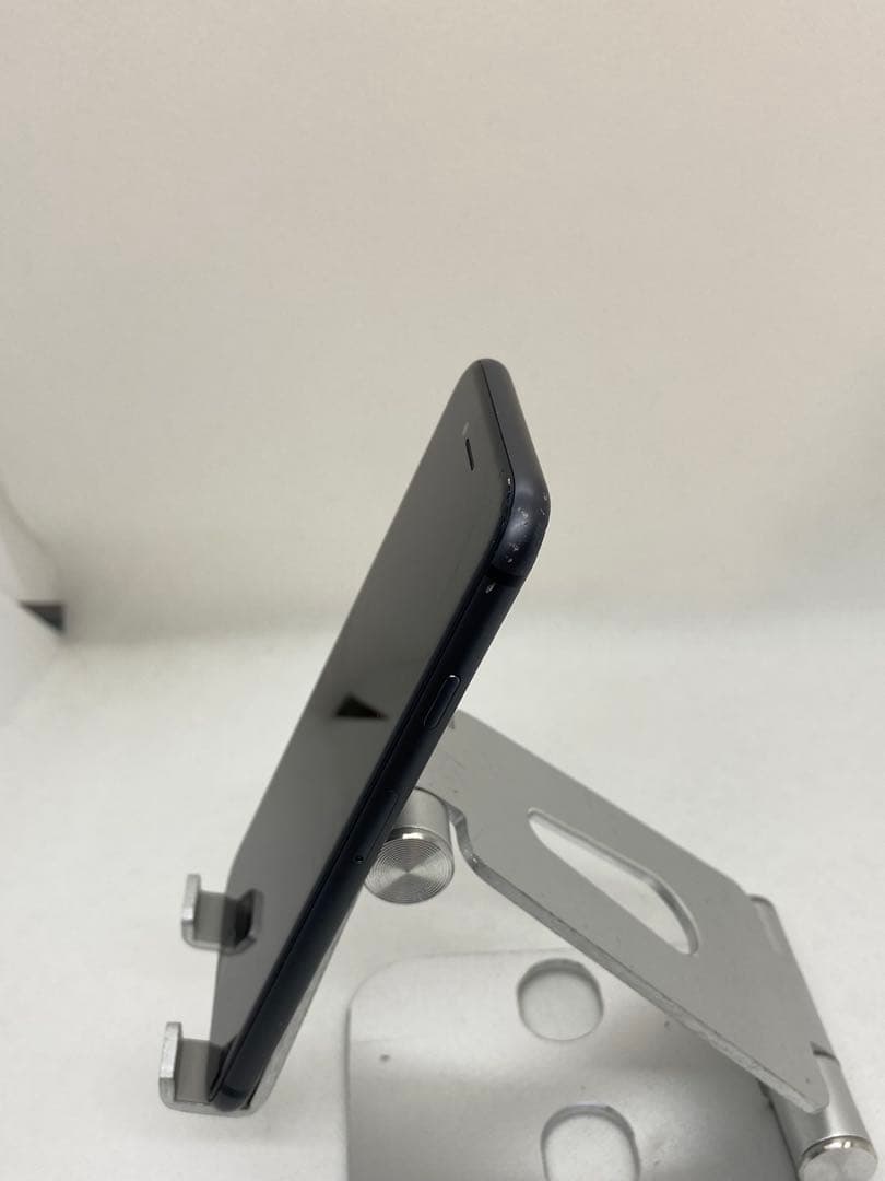 iPhone 8 64GB バッテリー79%84494