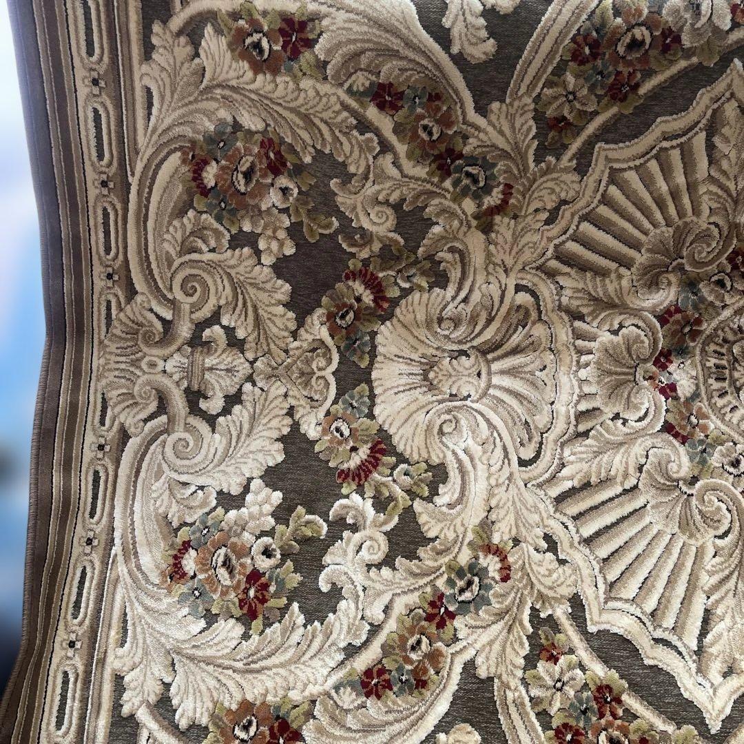 ペルシャ風ベルギー絨毯ジェノバ新品未使用