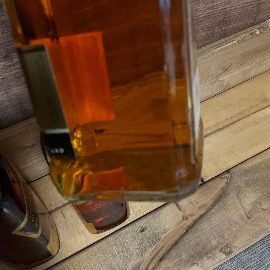 ジョニーウォーカー古酒　金黒キャップ3本他2本　5本セット