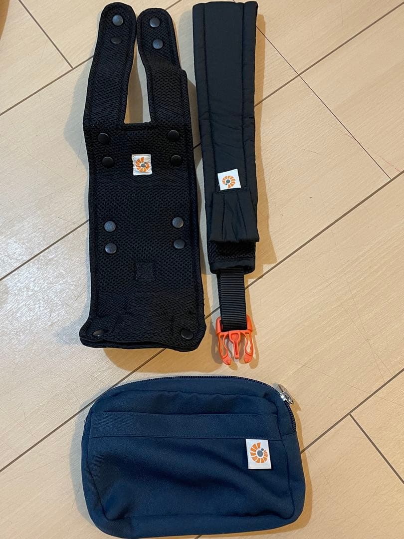 【美品】エルゴベビー　オムニ360 クールエア　ミッドナイトブルー