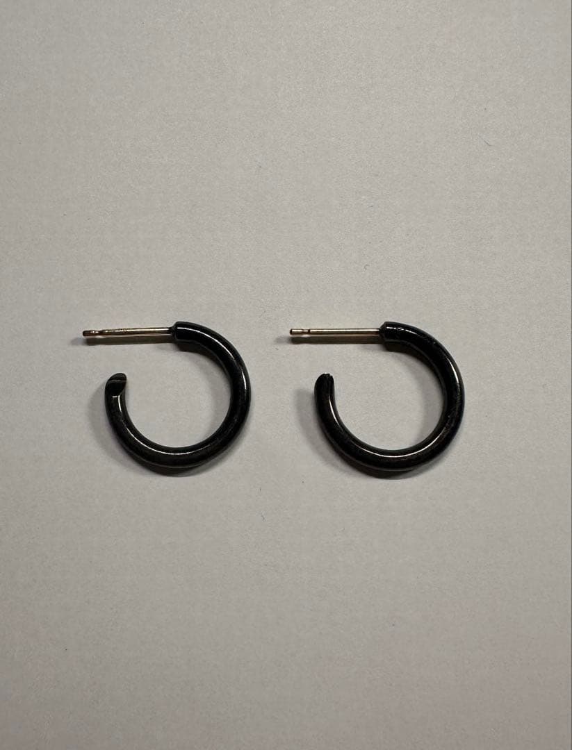 CAREERING 両耳用　プラシーボピアス PLACEBO 301 ブラック