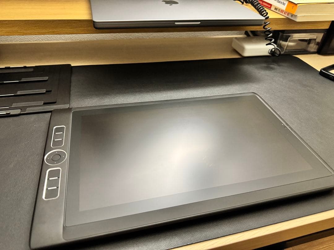 液タブ・ペンタブ WACOM MobileStudio Pro 13 DTH-W1320