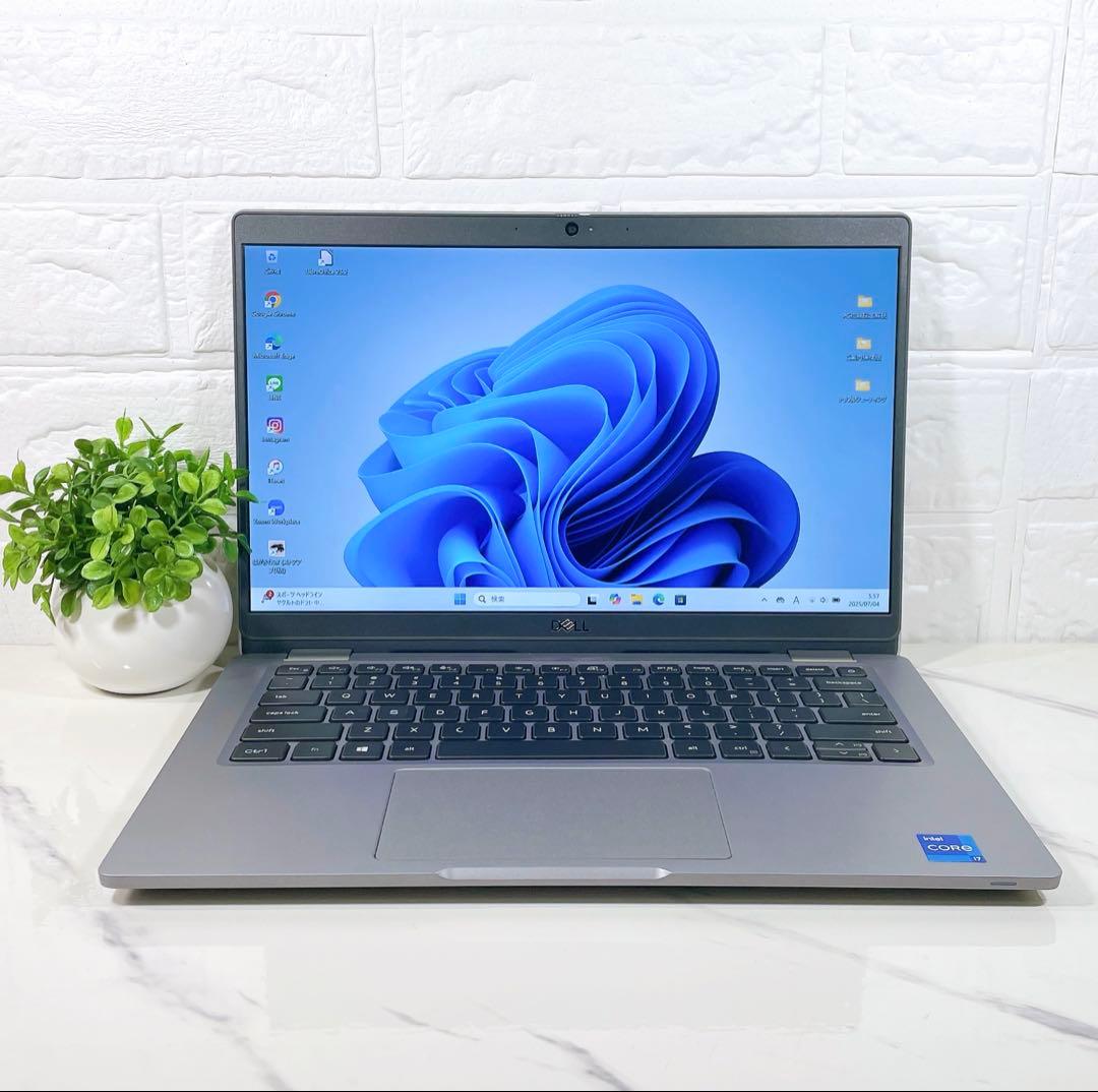 高年式 Corei7 11世代/SSDNVMe/16GB/ノートパソコンDELL