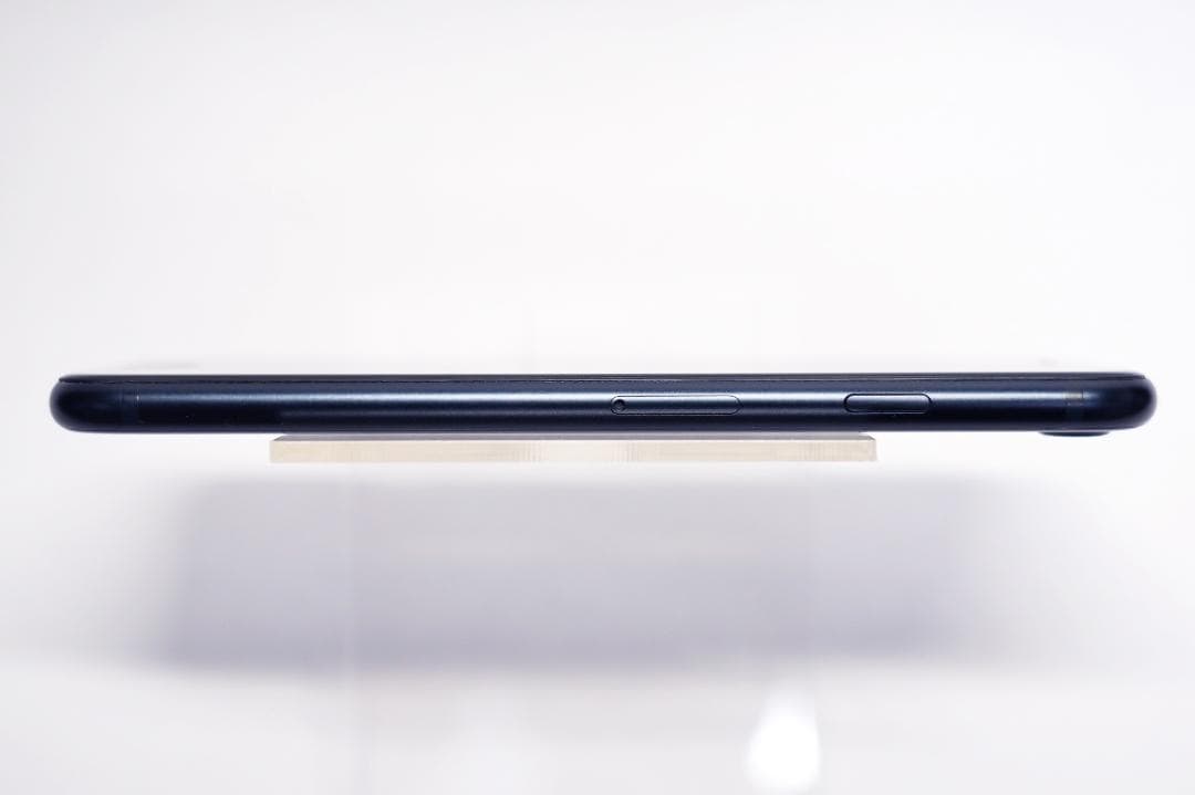 【即日発送可能】iPhone SE 第3世代 SIMフリー 64GB