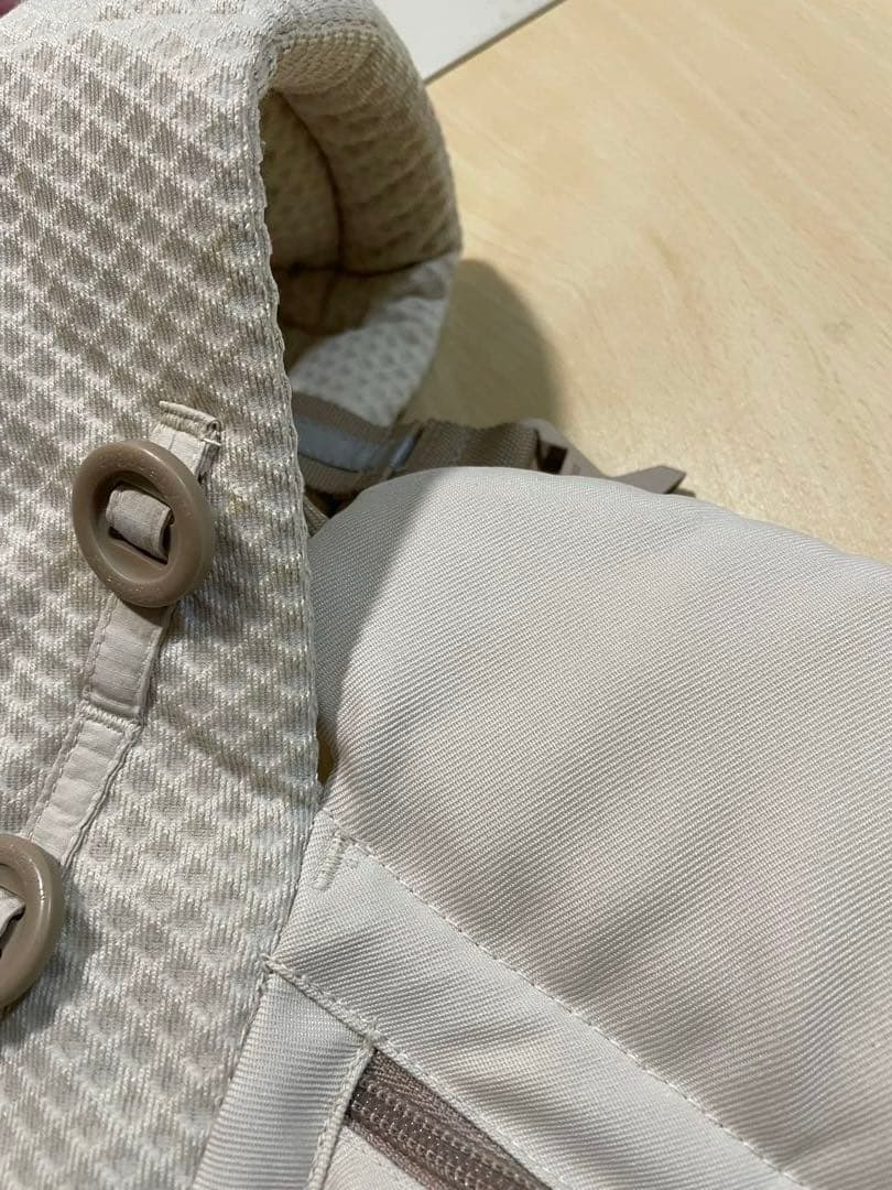 エルゴベビー　オムニブリーズ　抱っこひも ベージュ　抱っこ紐