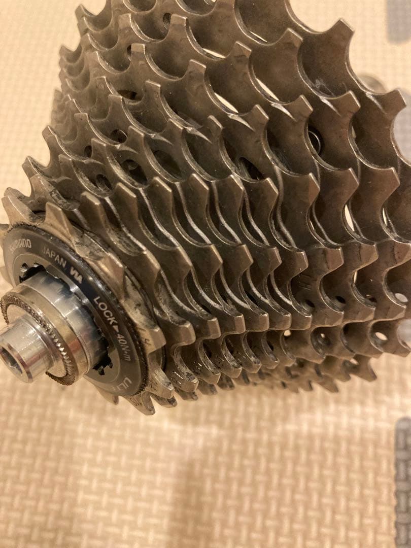 ディスクホイール　ピスト　ロード　シャフト　シマノ　アルテグラ　スプロケット