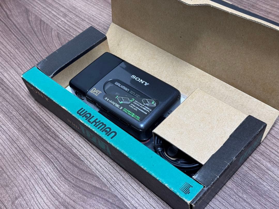 希少 元箱付き 整備済極上品 SONY ソニー テーププレーヤー WMD-DT1