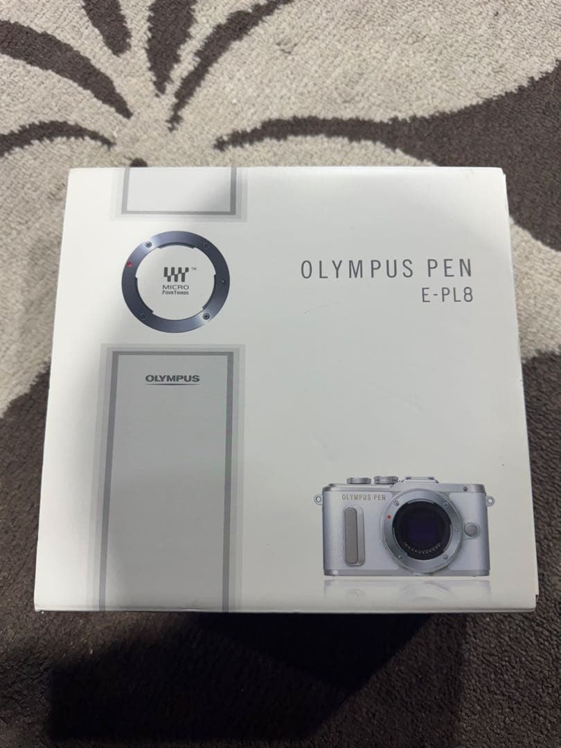 新品 OLYMPUS PEN E-PL8 ホワイト 本体レンズセット オリンパス