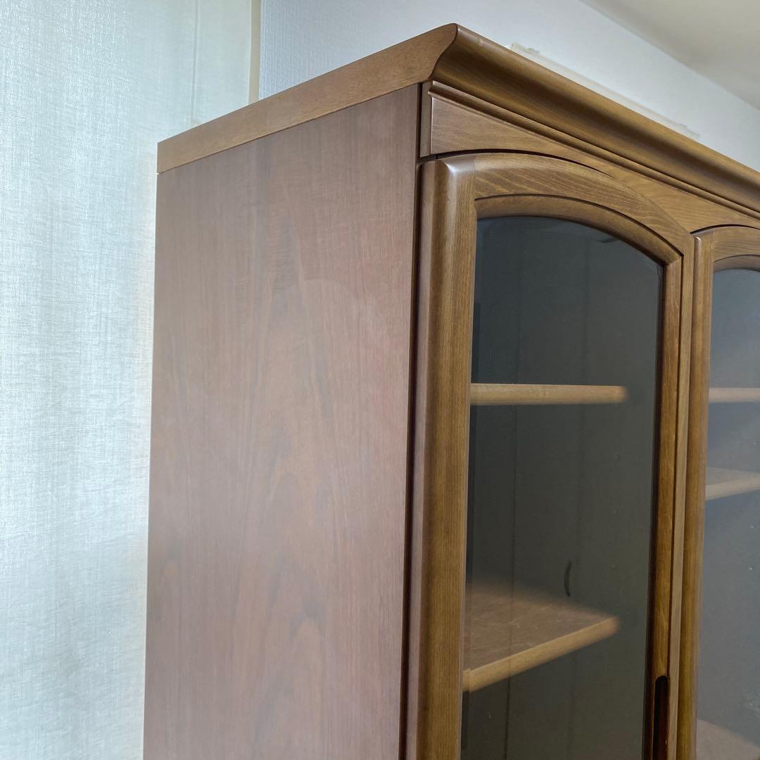 カリモク　ガラス扉付き本棚　食器棚