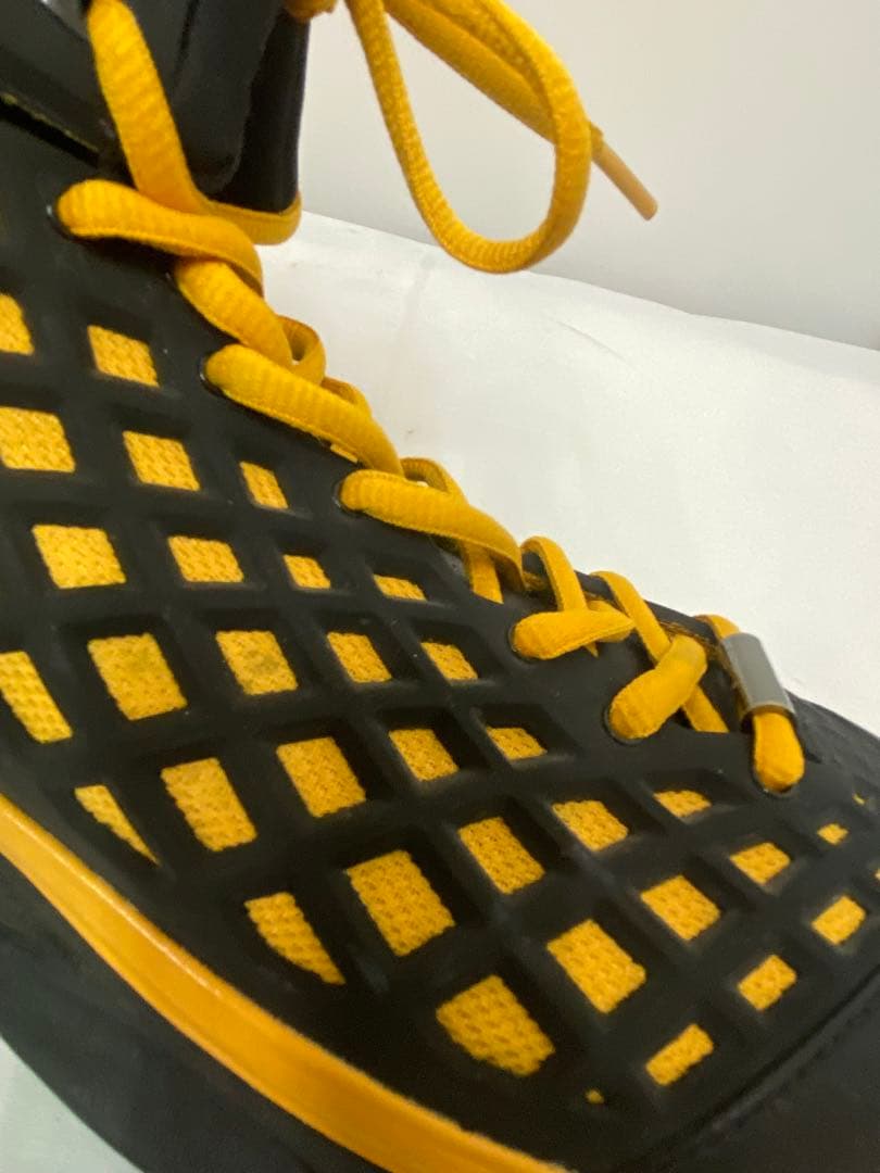 ナイキ バスケットシューズ 黒/黄色 ハイカットスニーカー