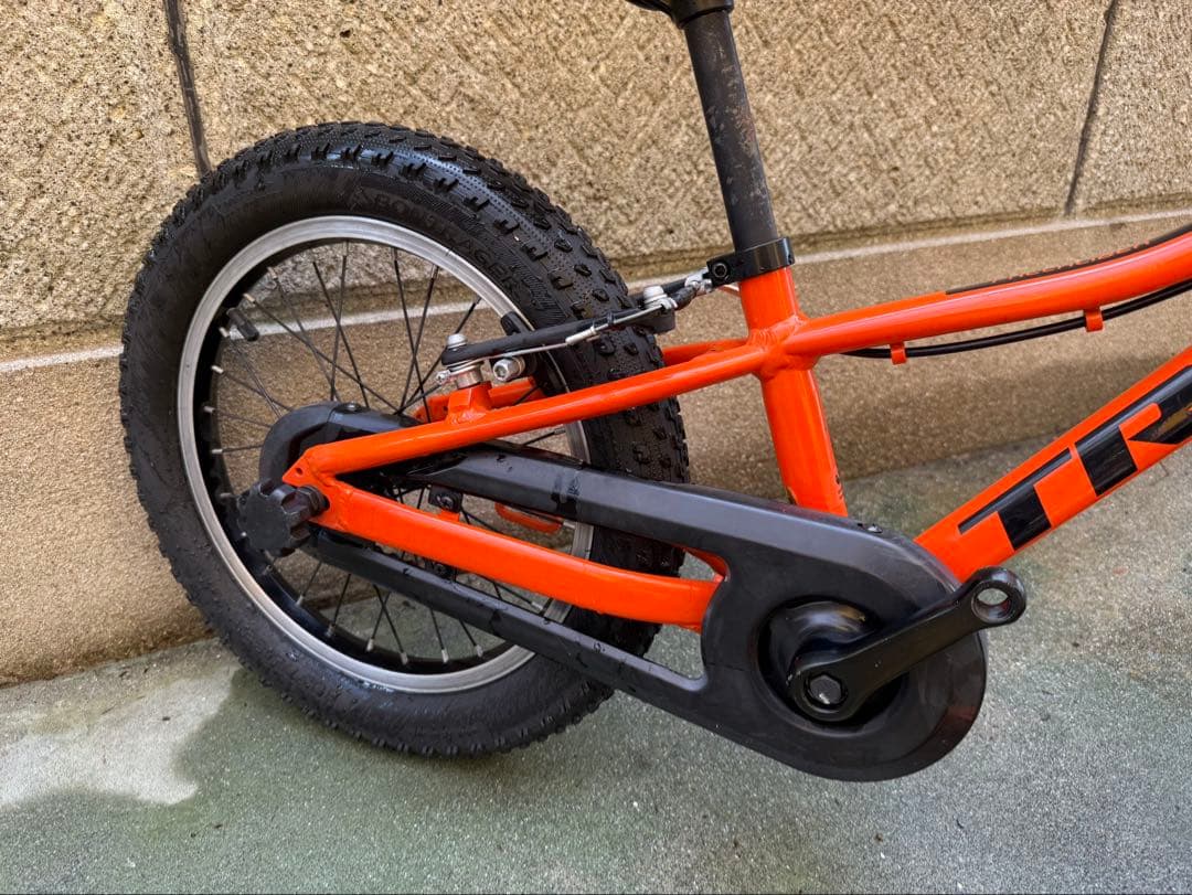 人気トレック16インチ子供車 キッズバイク　MTBトレック Precaliber