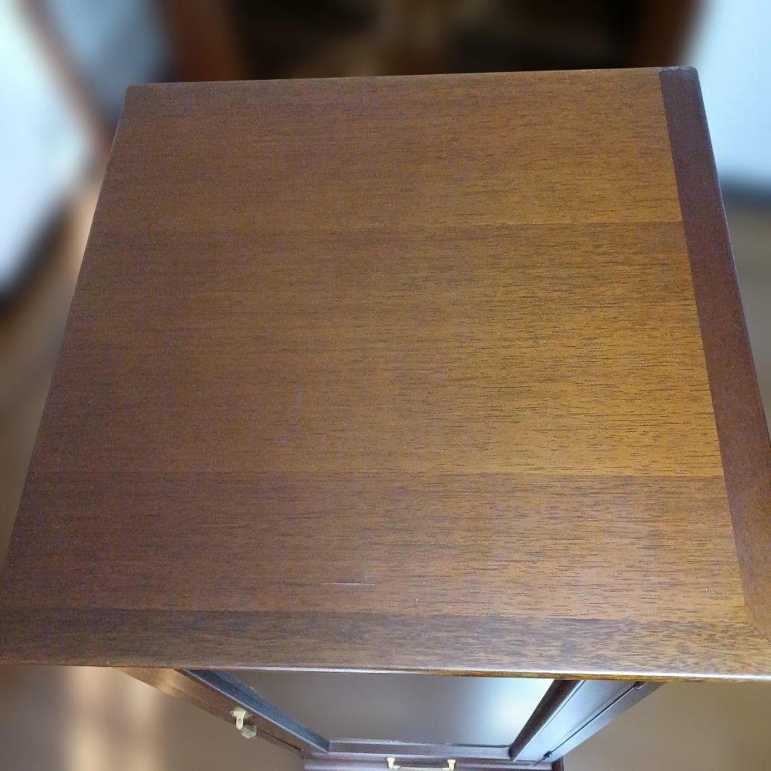 紋次郎です　　【マルニ】コーナーキャビネット　右