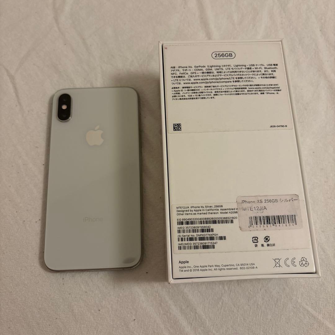 iPhone XS 本体