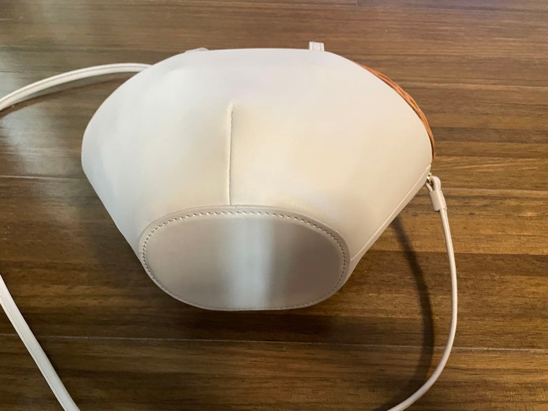 最終お値下げ【美品】アルアバイル レザーコンビカゴバッグ