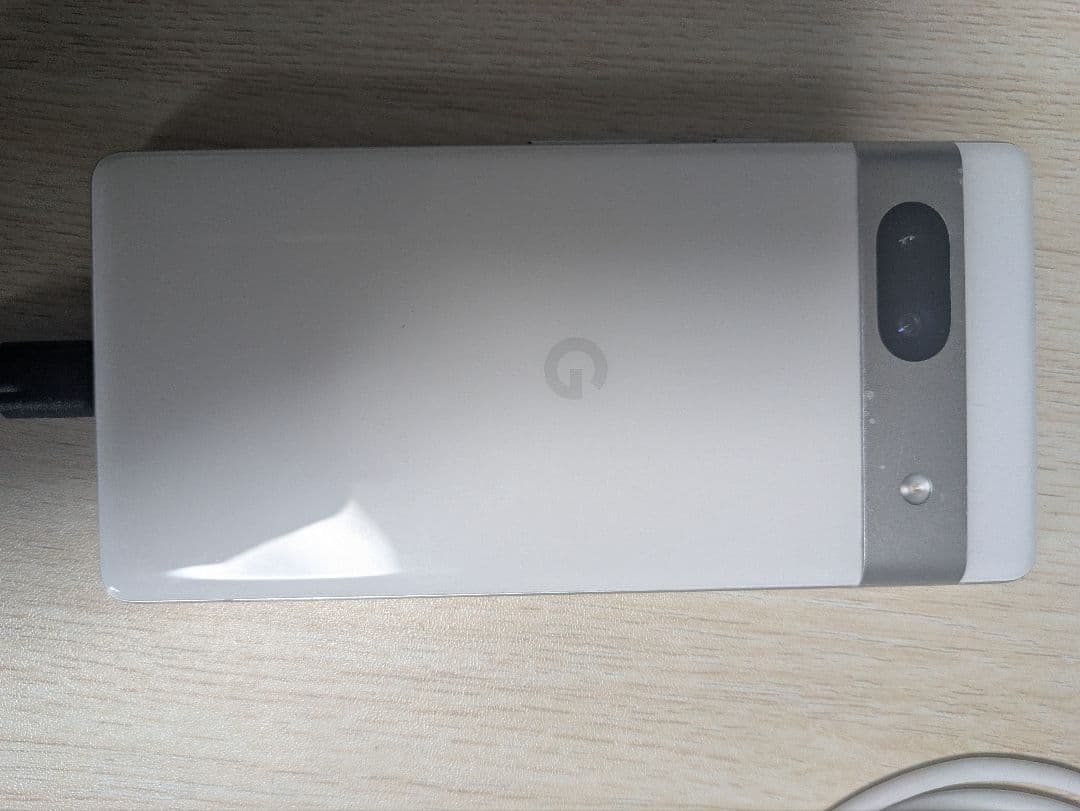 Google Pixel 7a  （小さな画面割れあり）