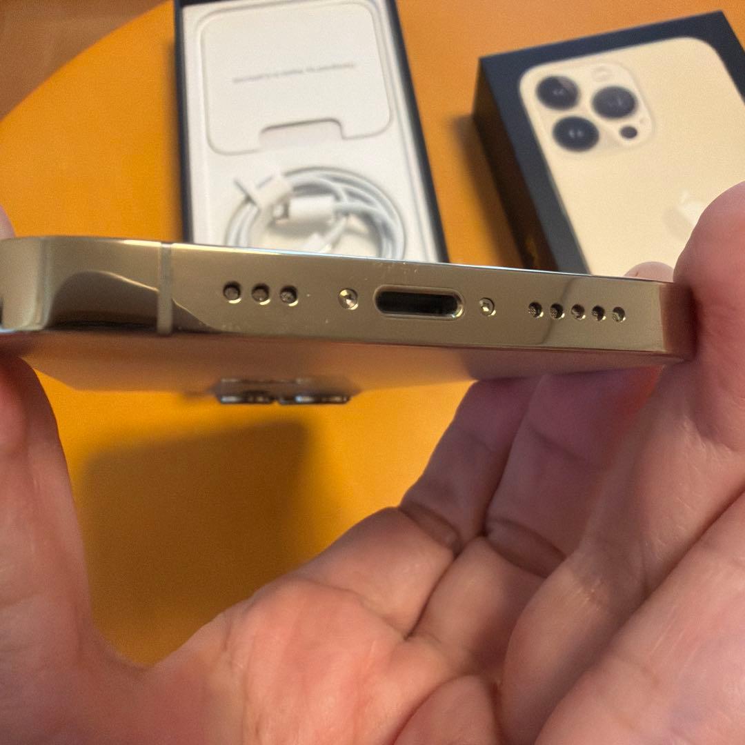 iPhone 13 Pro 256GB ゴールド バッテリー100% 本体 美品