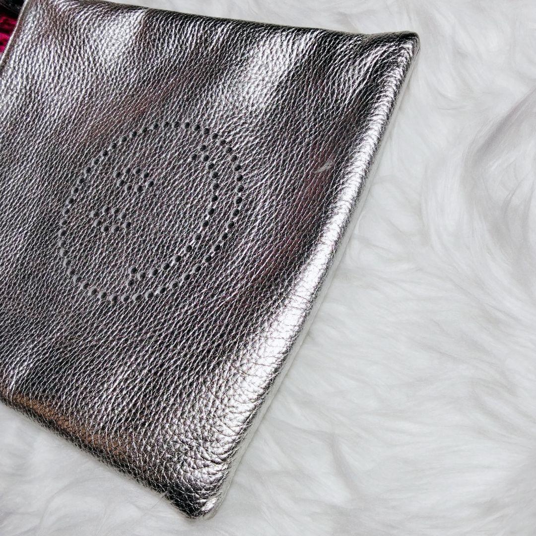 美品♪サロンドアルファード スマイル プチポシェット ショルダーバッグ シルバー