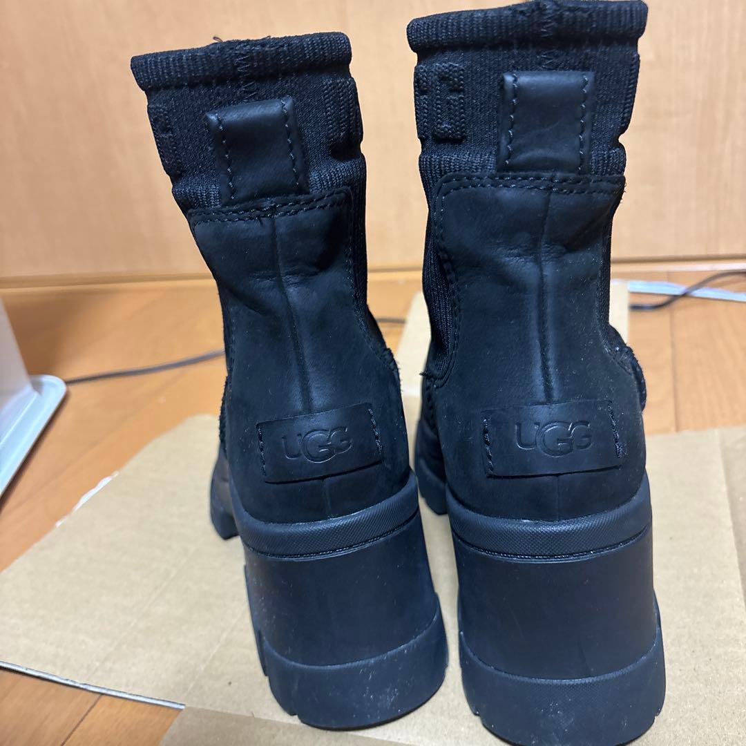 UGG Moxy Chelsea アグ モクシー チェルシー 24.5
