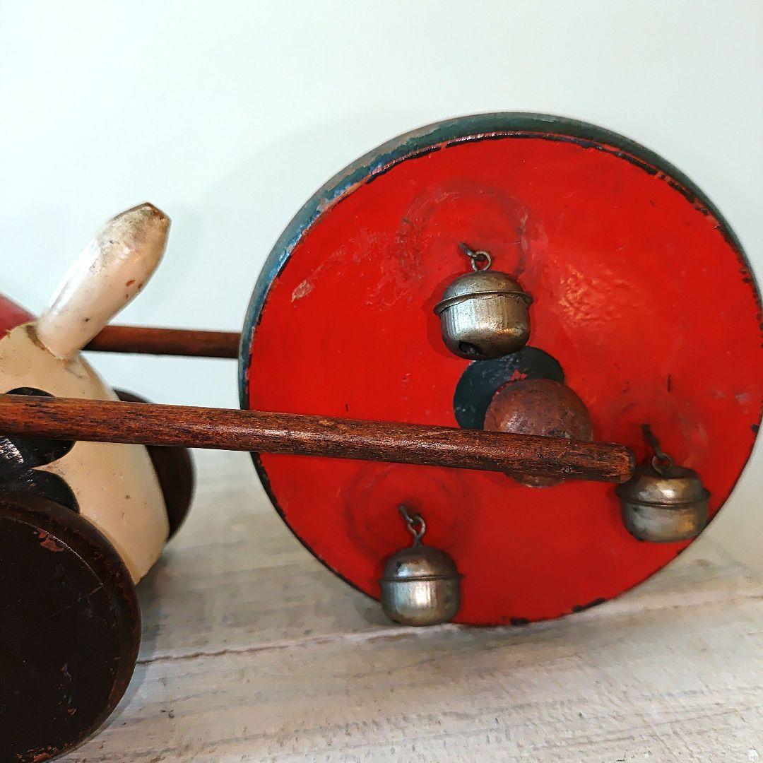 アンティーク木製犬型おもちゃ 鈴付き