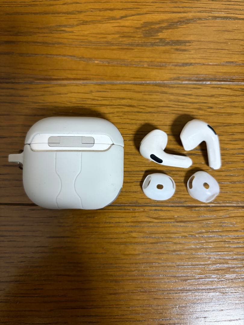 Air Pods 4 ANC仕様 おまけ付き