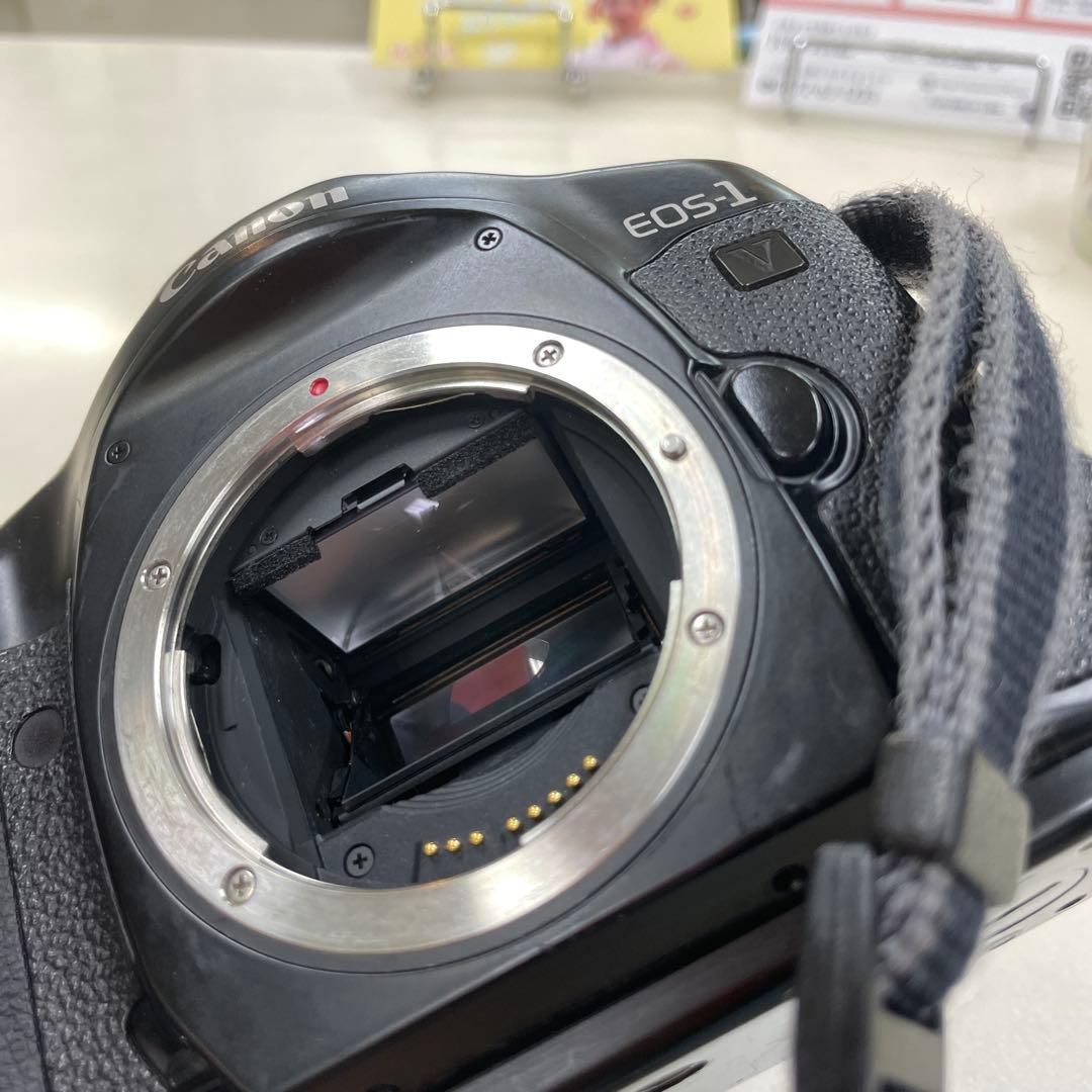 【動作良好】EOS-１V ボディ/シャッターテスト済み完動品！ストラップ付き