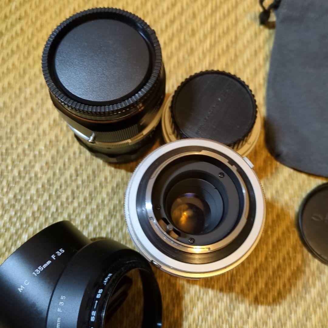 匿名配送　MINOLTA　カメラレンズ3本+メタルフードなどまとめ売り