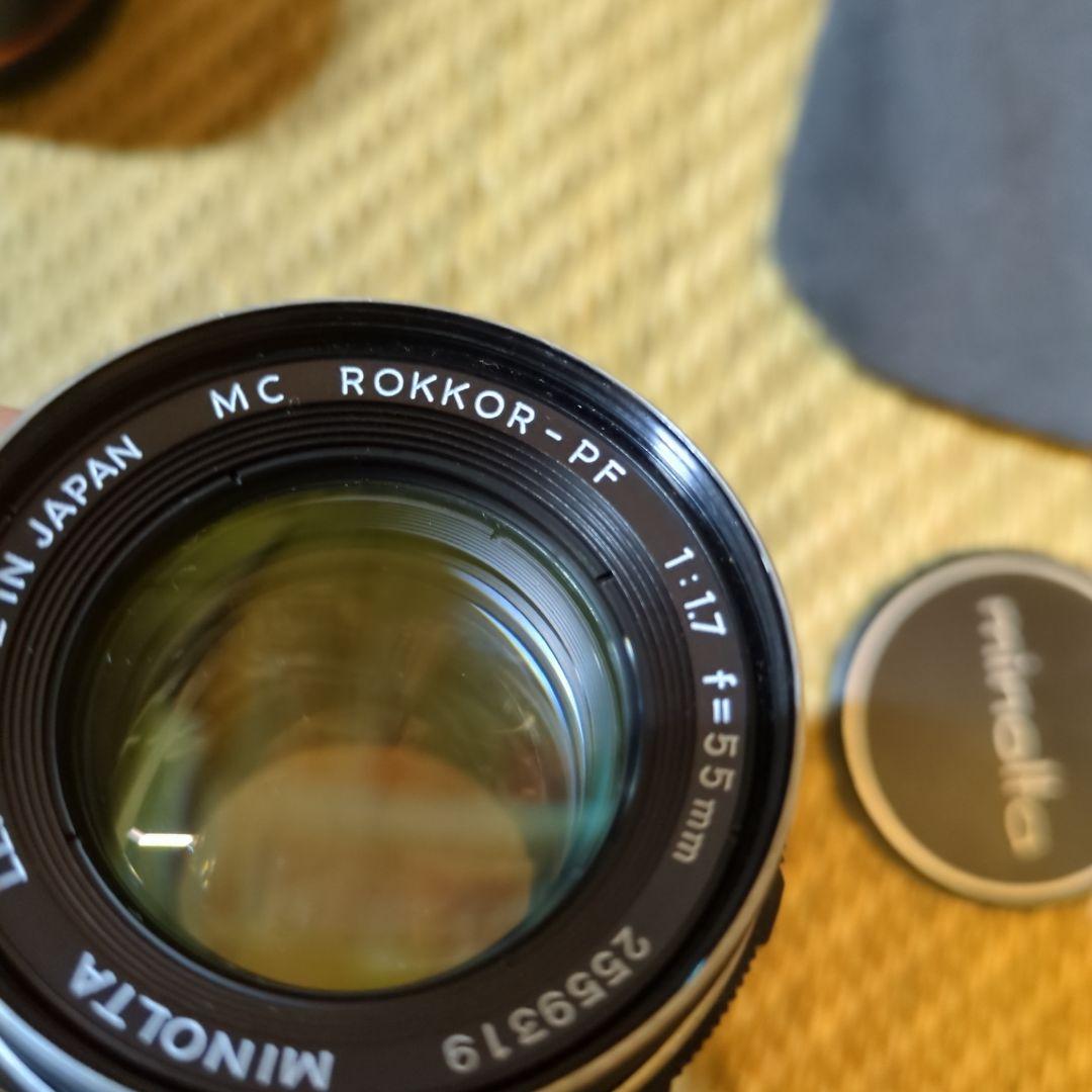 匿名配送　MINOLTA　カメラレンズ3本+メタルフードなどまとめ売り