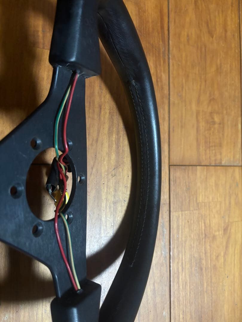 ギブリ3？momoステアリング