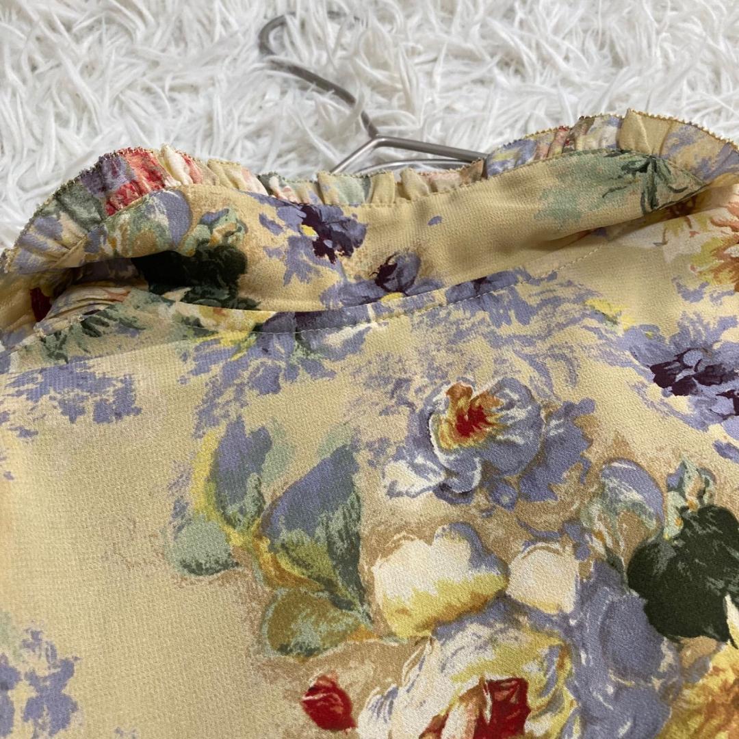 15797✨美品✨カネコイサオ コサージュ付 ピコフリル 花柄 ブラウス