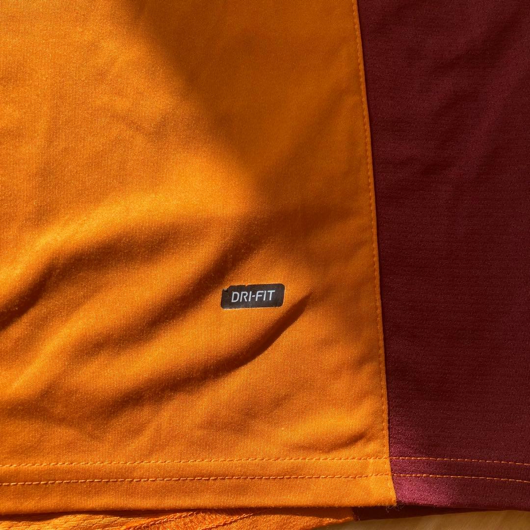 Nike FC Barcelona トレーニングウェア　ウォームアップシャツ　M