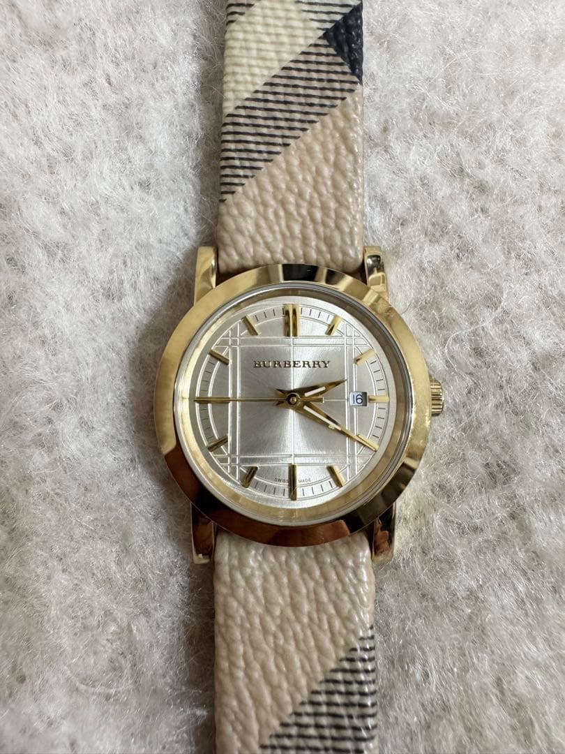 BURBERRY チェック柄レザー時計