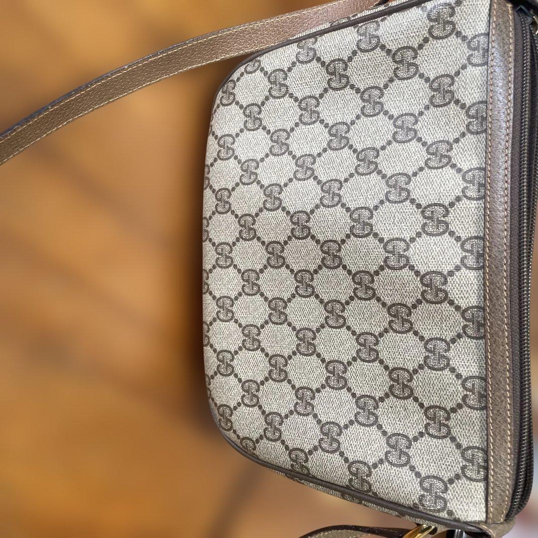 Gucci GGパターン ショルダーバッグ　(89.02.032)