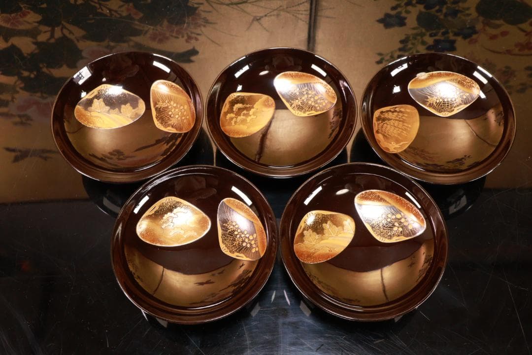 BK425　時代輪島塗　図替り　貝尽くし図金蒔絵　吸物椀　五客　木製 懐石 菓子