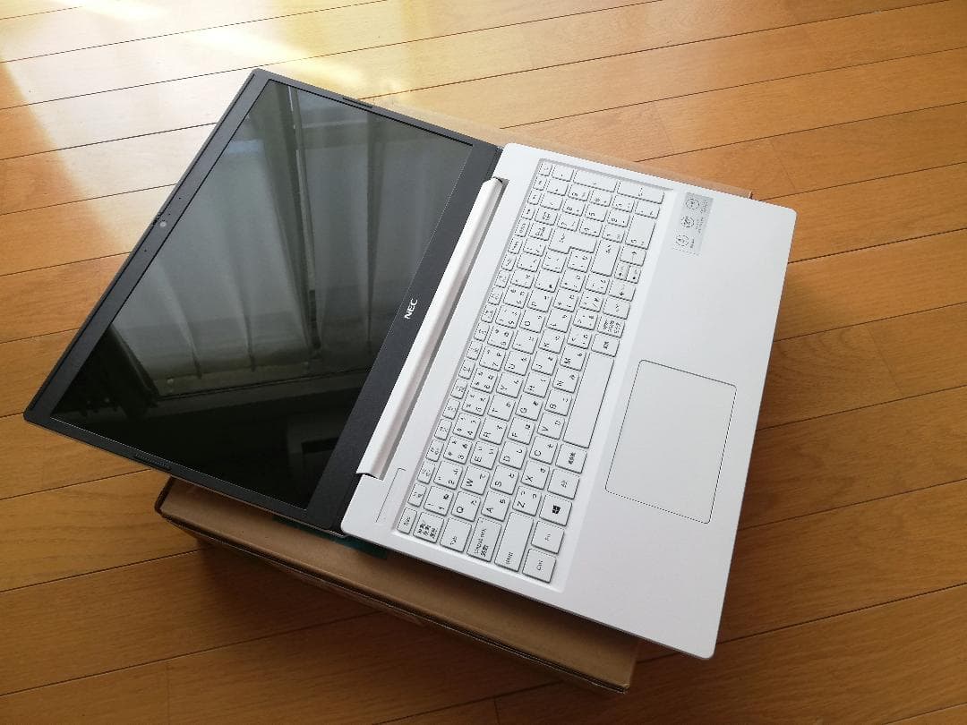 Lavie NEC ノートパソコン
