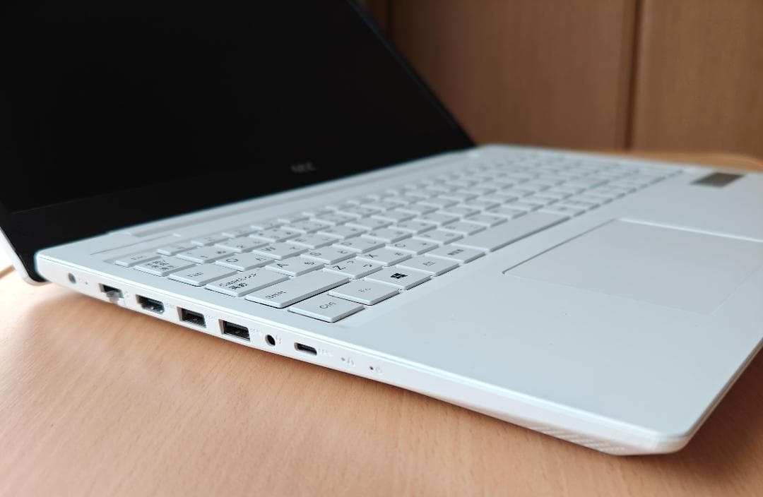 Lavie NEC ノートパソコン