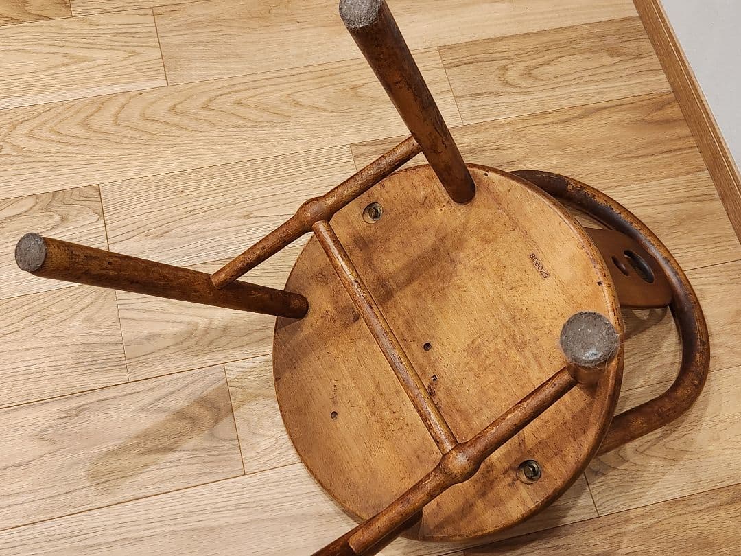 【交渉可】Karimoku　カリモク家具　木製ダイニングチェア　2脚セット廃盤品