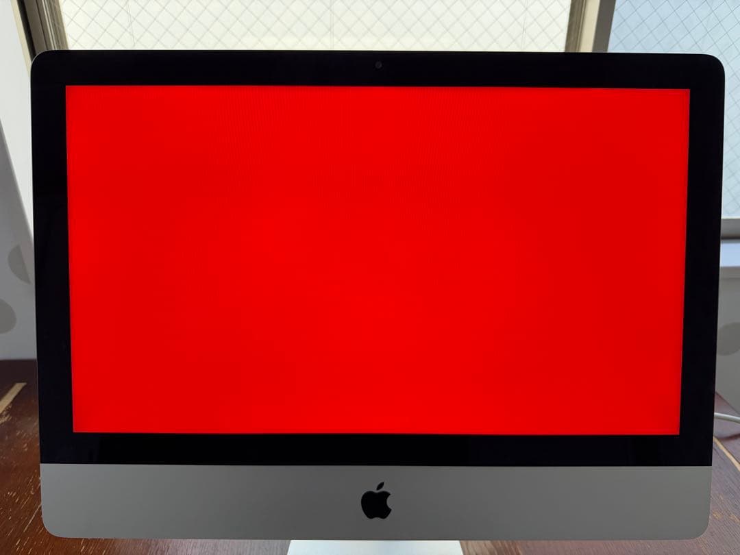 iMac 21.5インチCore i5 / メモリ8GB / HDD 1TB
