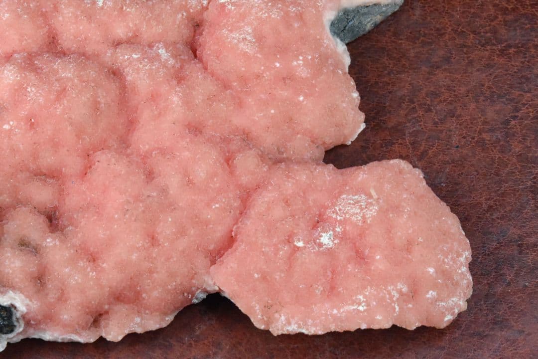 尾太鉱山産 菱マンガン鉱