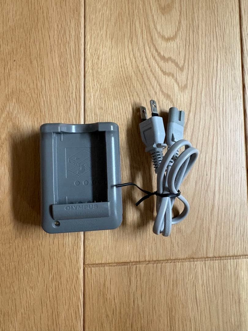 オリンパス　ペン　E-PL9