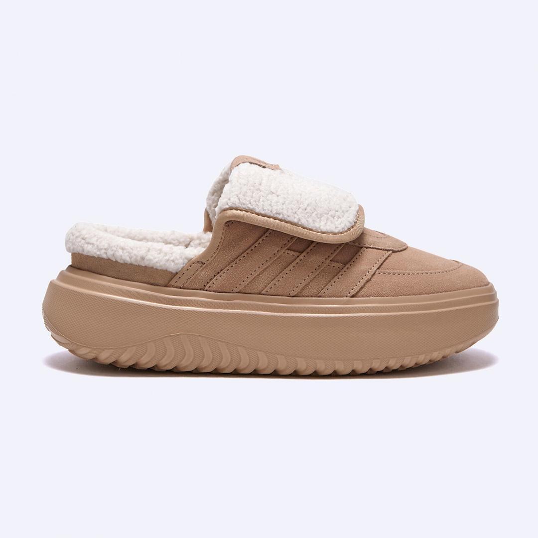 adidas グランコート　23.5 ボア　ミュール　JS4998 サンダル