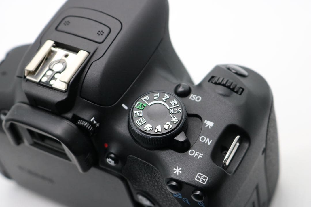 超美品ですが訳あり 【Canon EOS Kiss X7i ダブルレンズセット】