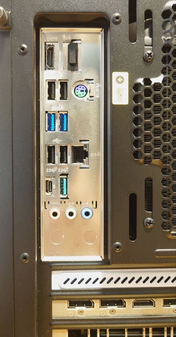 13世代 i7 13700F デスクトップ ゲーミング PC 16GB 1TB