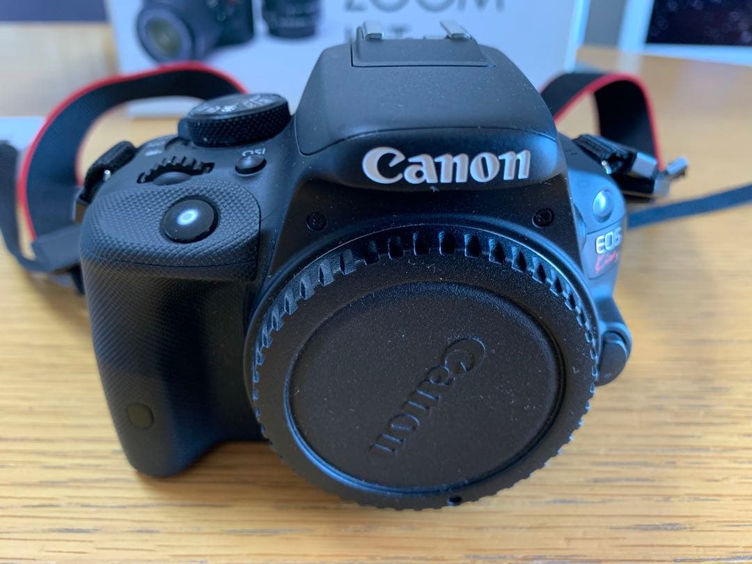 Canon EOS Kiss X7 レンズキット　備品全揃い　三脚、解説書つき