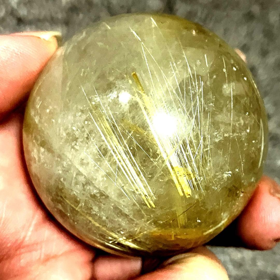 超絶綺麗✨48mm ゴールドタイチンルチルクォーツ　丸玉　スフィア　金針水晶