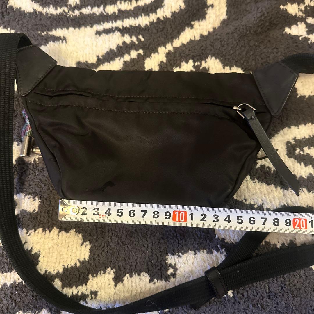 モンクレール ボディバッグ　レディース　ブラック　ポシェット　訳あり