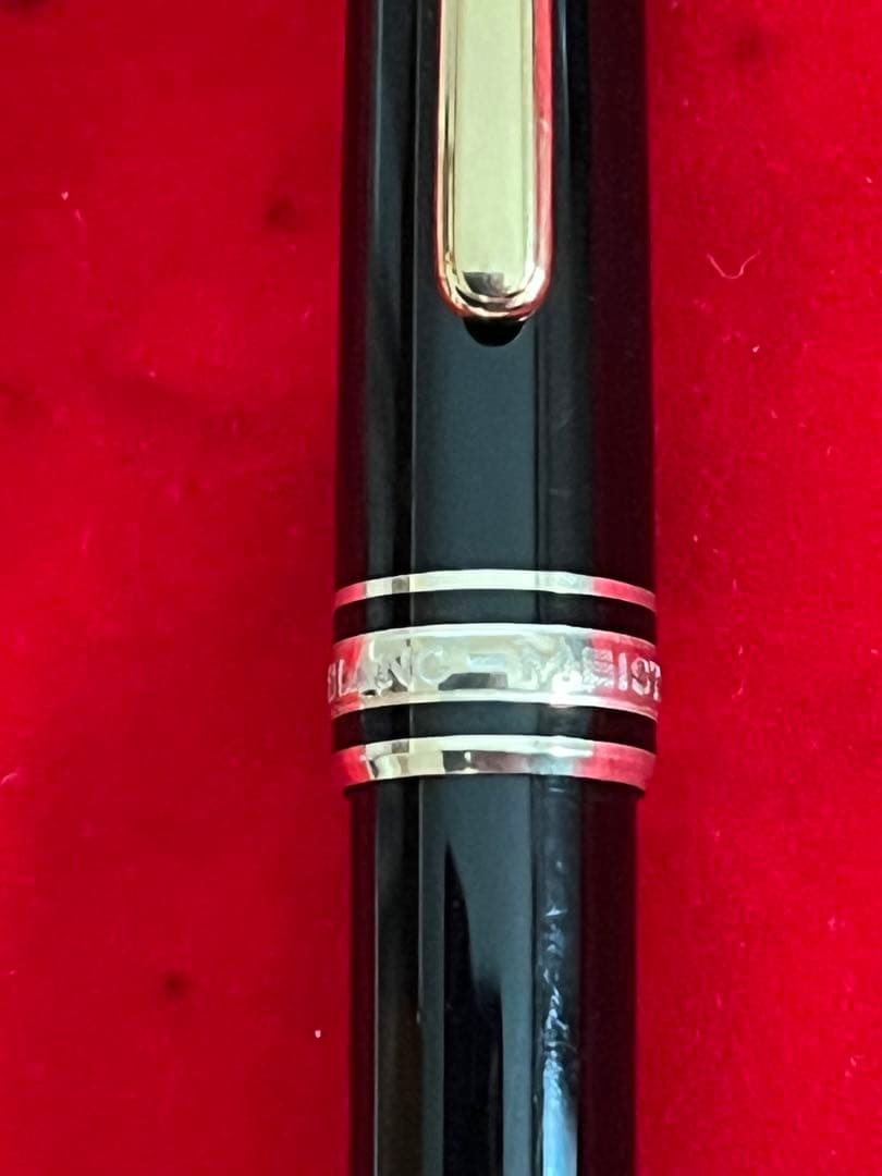 モンブランボールペン マイスターシュテュック 164 ゴールド❗️艶やかです‼️