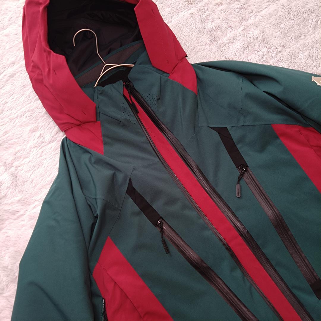 さ*と様 極美品デサント、大きいＬ、高機能、ポケット多数、脇下ベンチレーション、