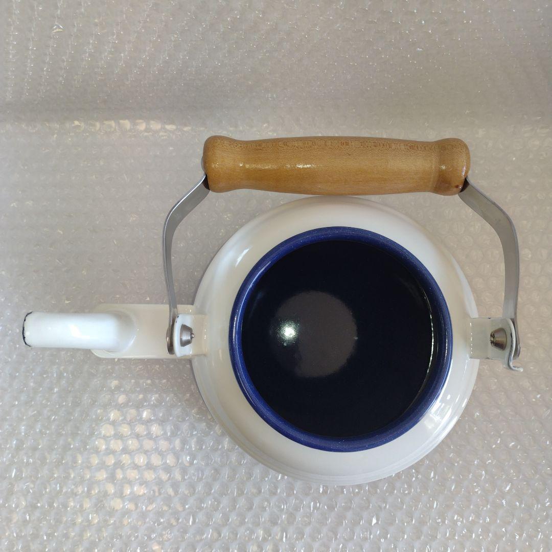 イマン　ビビアンローズ　ケルト　やかん　ホーロー