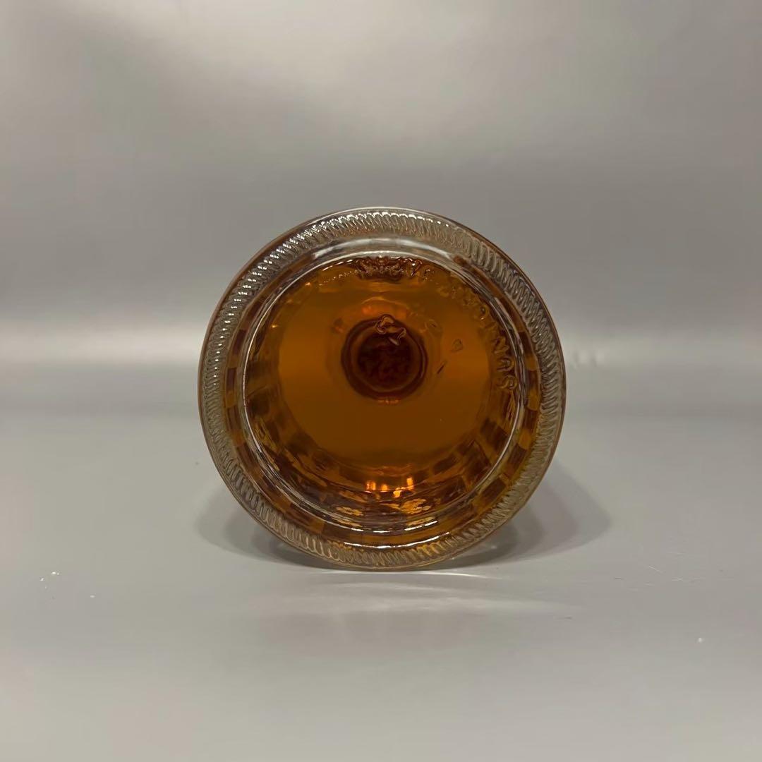 海外限定商品　響　ジャパニーズハーモニーマスターズセレクト　意匠ボトル　箱付き